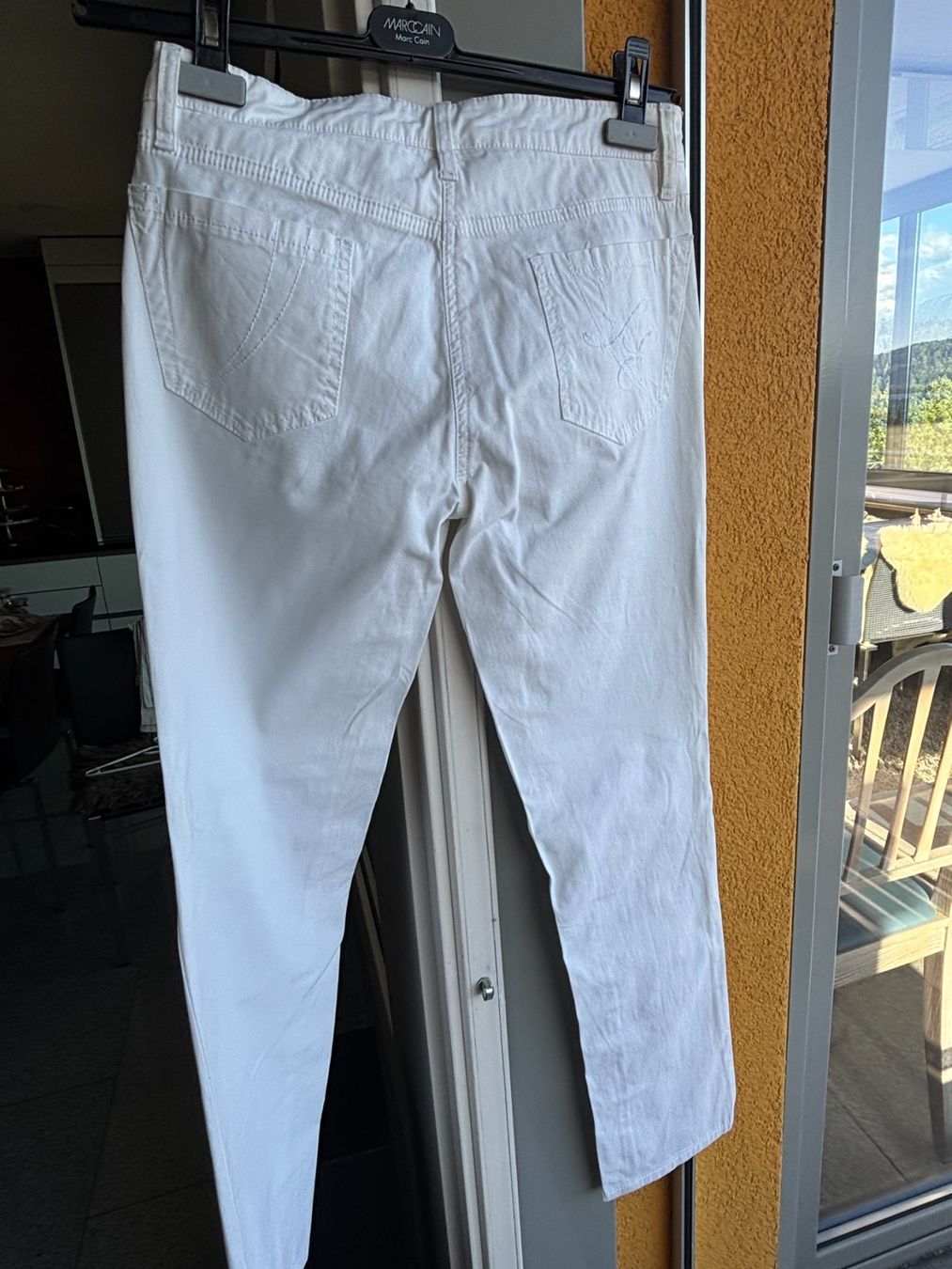 Hosen: Hose,  St.Emile, Grösse 26, entspricht Grösse 34 – Gebraucht aus schmerikon von nicole091 4