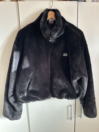 Nike fake fell jacke