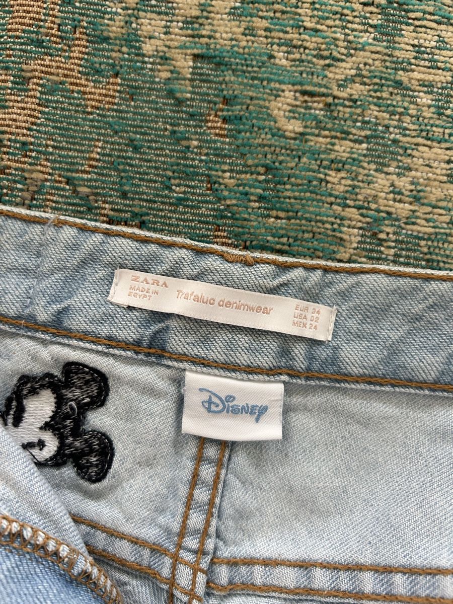 Zara Pantaloni: Short Zara avec Mickey édition limitée Disney – Usato da Sion venduto da cle_8cd5 3