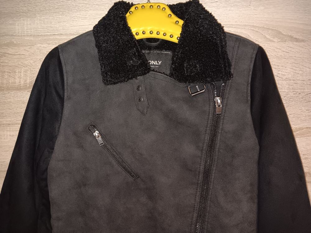 Cappotti: Damen Winterjacke ,Gr.M – Nuovo (secondo la descrizione) da Oftringen venduto da Jul.ia 2