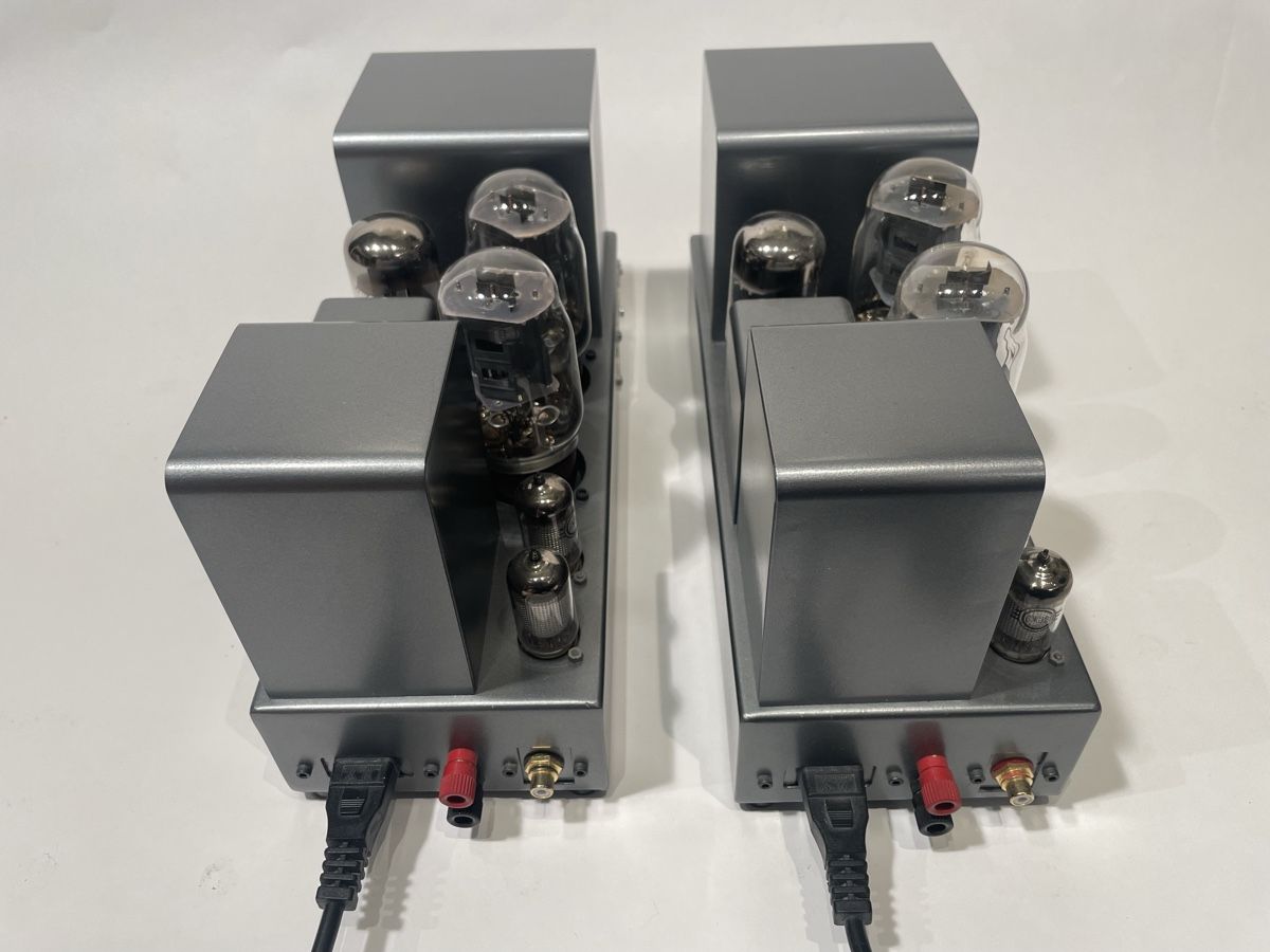 Quad Amplificatori: Quad II Röhren Endstufen – Usato da Zollikon venduto da Dynaphon 5