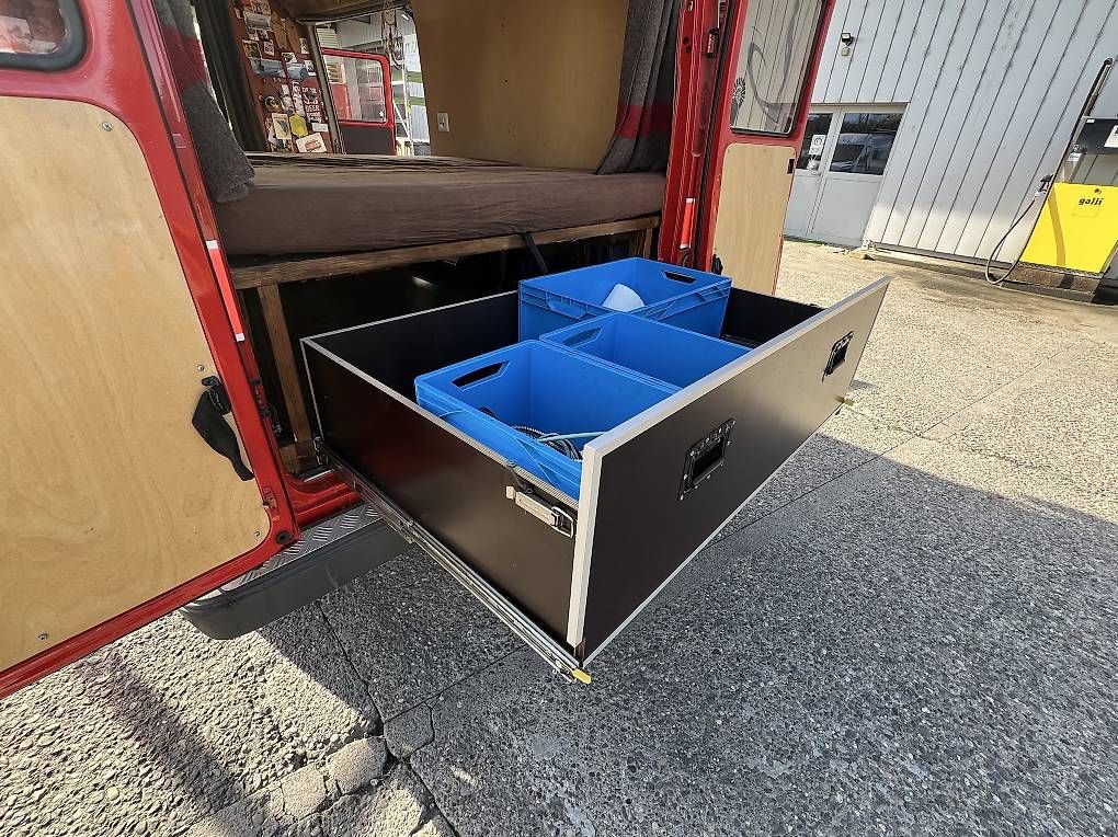 Veicoli da campeggio: VW LT 28 Bus / Camper – Usato da Solothurn venduto da and_fv56 4