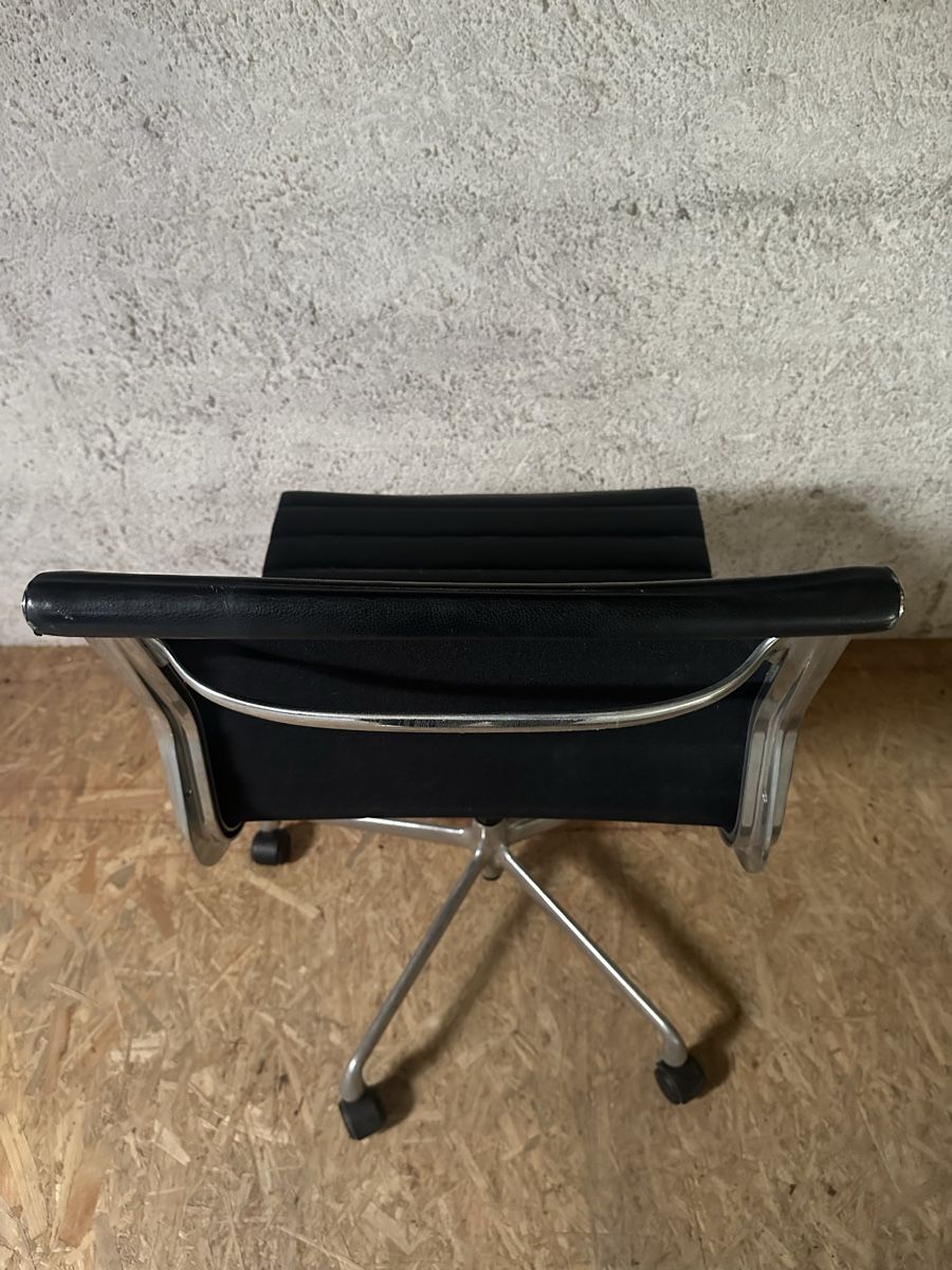 Vitra Sedie: Original Vitra Chair EA107 – Usato da Biel/Bienne venduto da sec_2llb 5