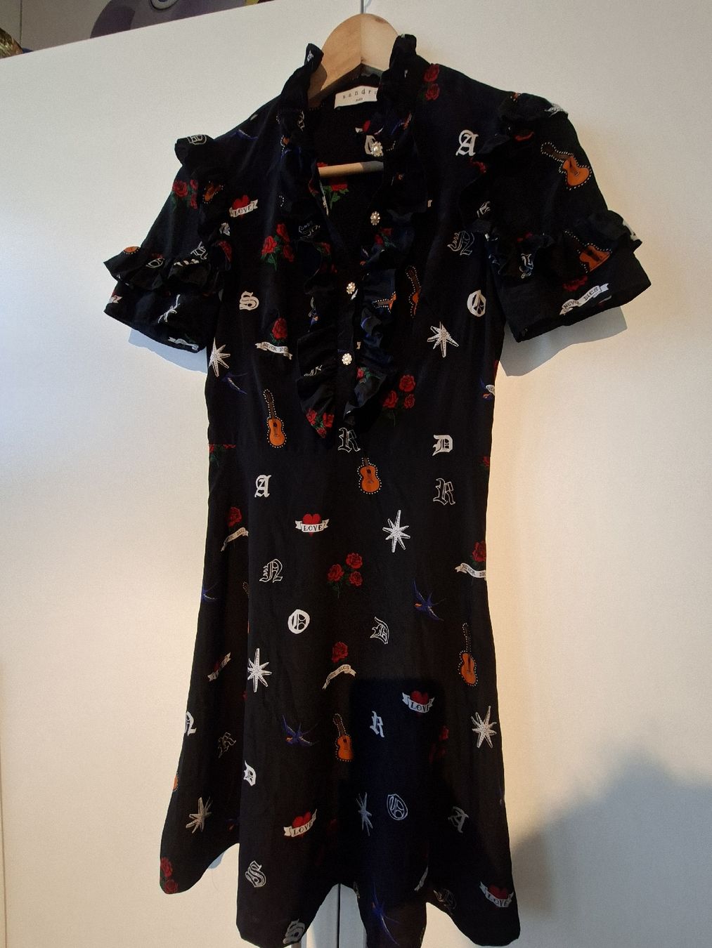 Sandro Kleider: Seidenkleid von Sandro Paris – Gebraucht aus Lieli von Othella