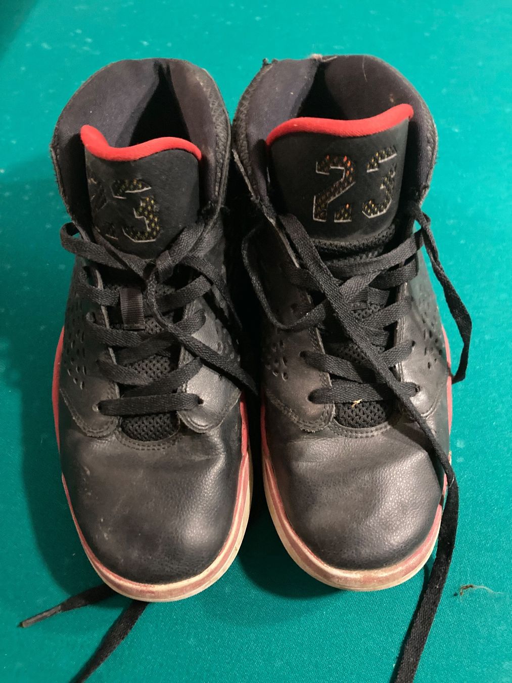 Jordan Scarpe da uomo: Jordan Flight Runner 2, Pointure 43, Noires et Rouges – Usato da Le Mont-sur Lausanne venduto da dia_6cz5