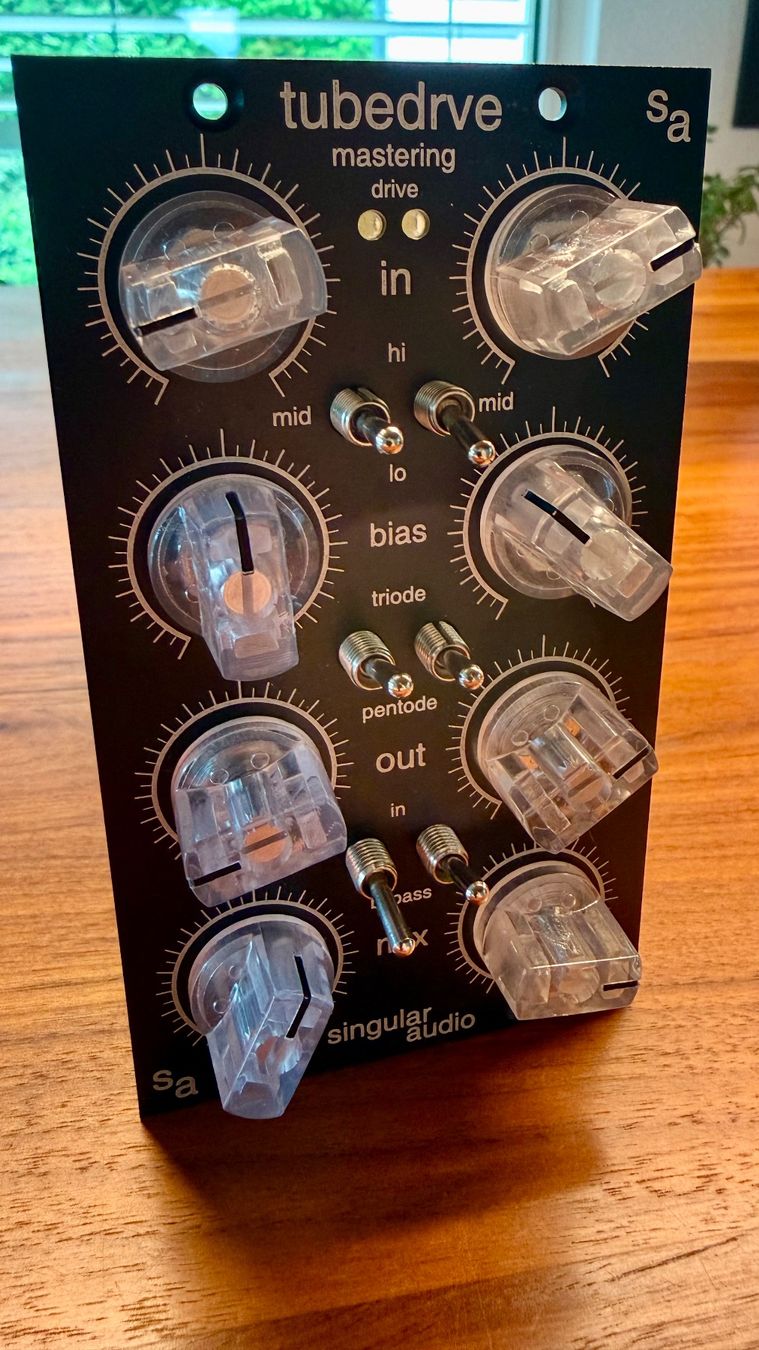 Equalizzatori: SINGULAR AUDIO TUBEDRVE (Mastering Edition) – Usato da Gerlafingen venduto da Alexp4485