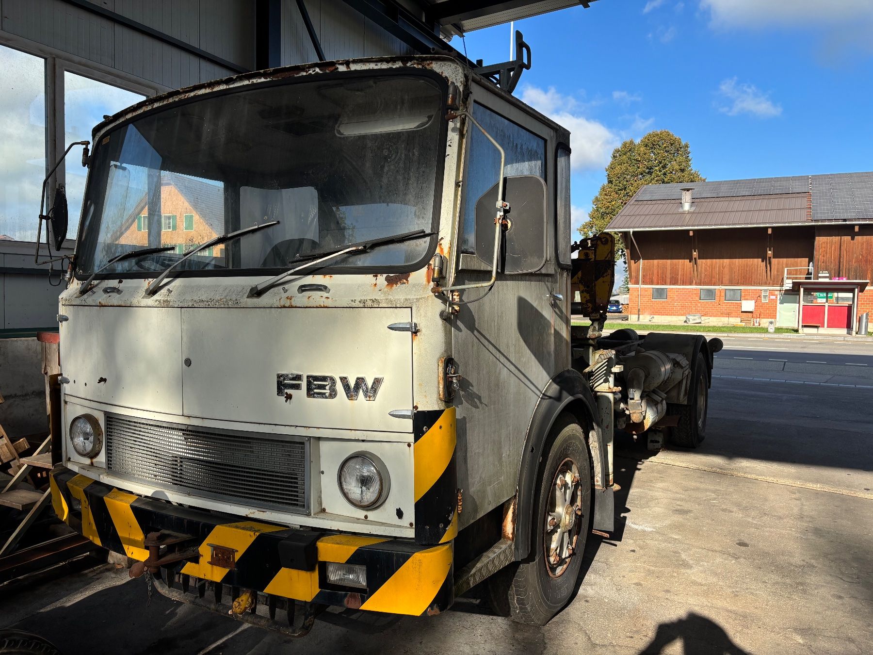 FBW Autocarri: Lastwagen LKW FBW – Usato da Ruswil venduto da Kolben01