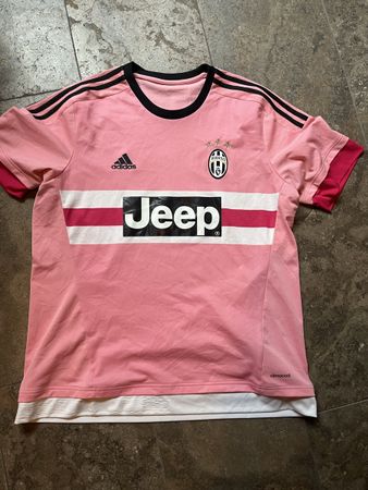 Juventus Auswärtstrikot (pink, ca. 2015/16)