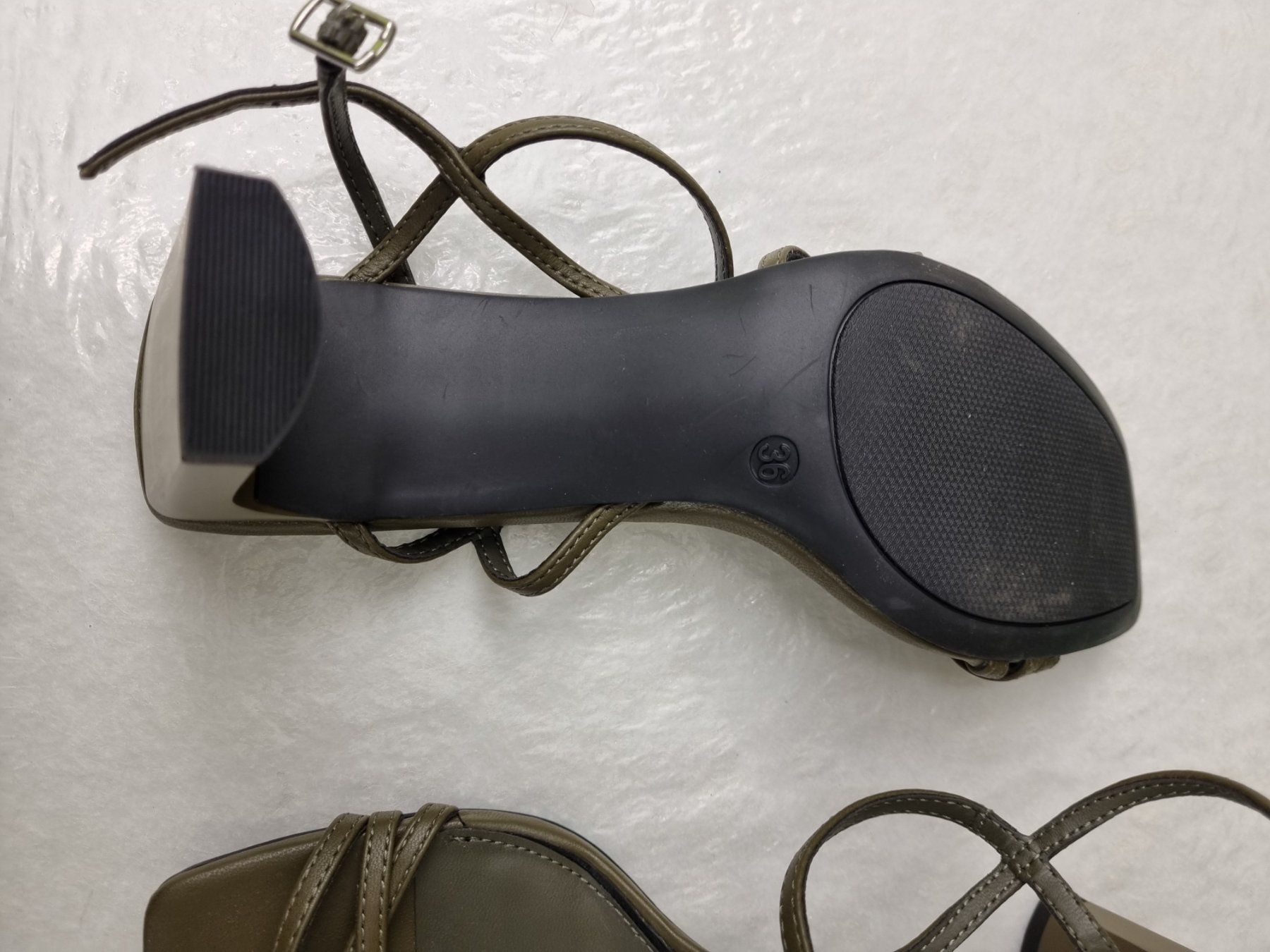 Scarpe da donna: RIEMCHEN SOMMER SANDALE OLIVE GR. 36 – Nuovo e nell'imballaggio originale da Zofingen venduto da Felpa 2