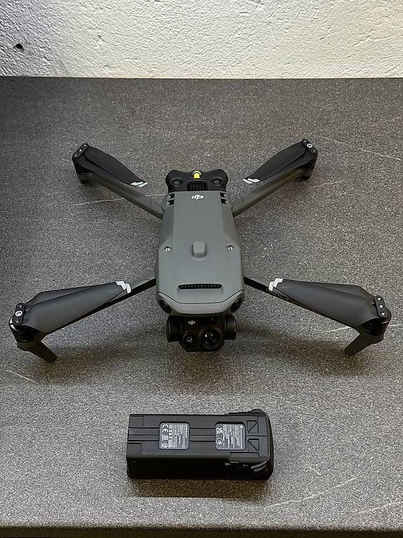 RC Modellbau: Dji Mavic 3T – Gebraucht aus S. Antonino von OblivionAerial