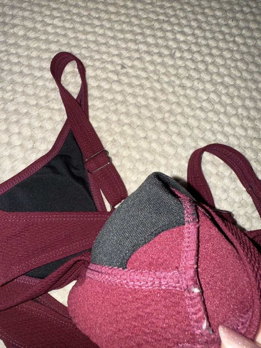 Badekleider & Bikinis: Bikini Rot Grösse XS – Gebraucht aus Mörschwil von Seegurke18 4