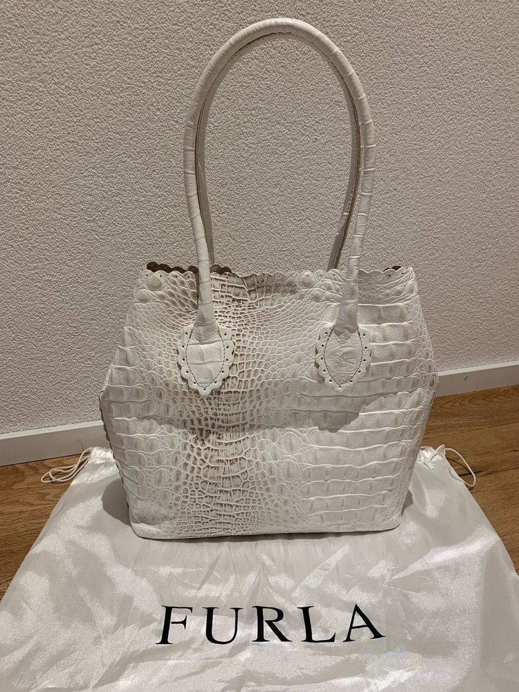 Furla Borse da donna: Furla Tasche, weiss – Nuovo (secondo la descrizione) da Füllinsdorf venduto da Bantrybay 1