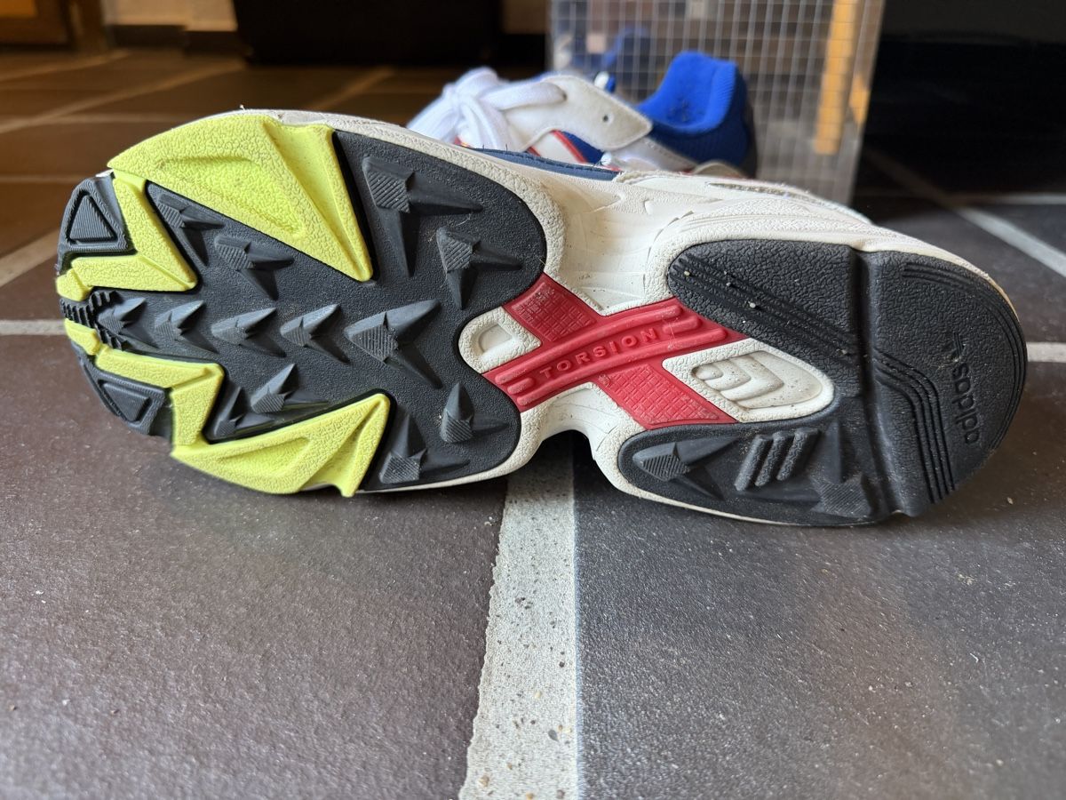 Adidas Scarpe da uomo: Adidas Yung-96 Sneakers – Usato da Urdorf venduto da fant0mas 2