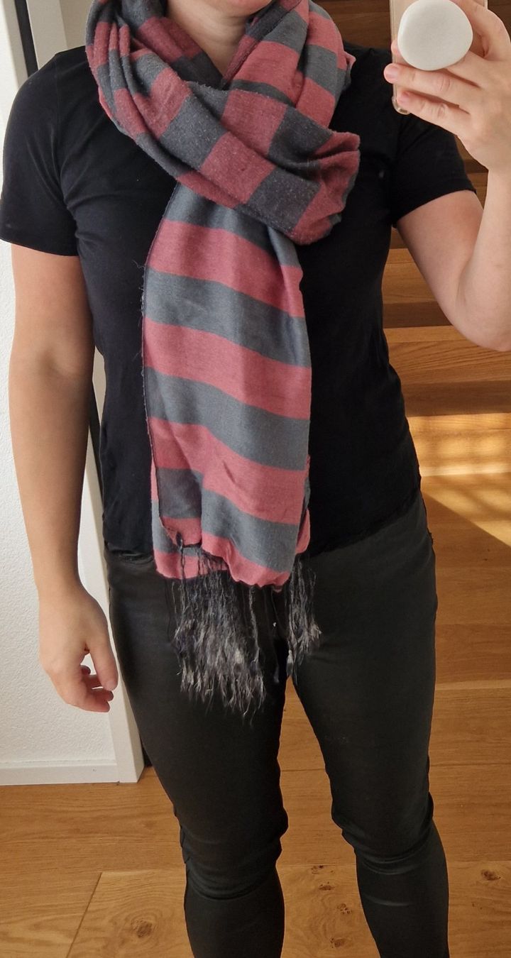 Foulard & Sciarpe: Echte Paschmina Schal aus Nepal Wolle lila grau – Usato da Erlinsbach SO venduto da ULIKH