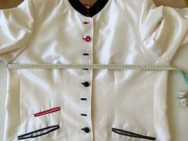 Giacche: Seidenblazer ab CHF 1,- – Usato da Adligenswil venduto da Propylon 1
