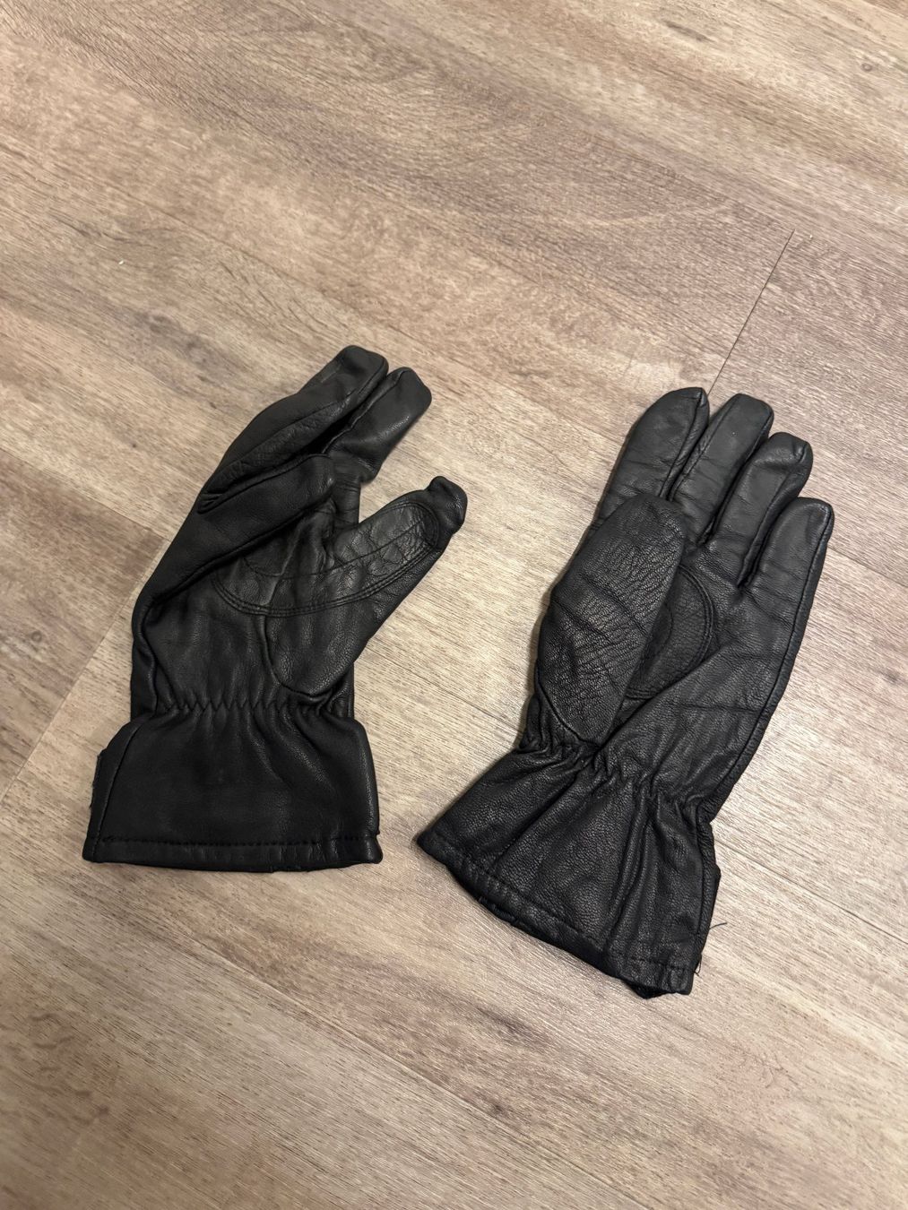 Armée suisse Uniformes: Armee Handschuhe – D'occasion à Muttenz par wersuchtderfindet_ 1