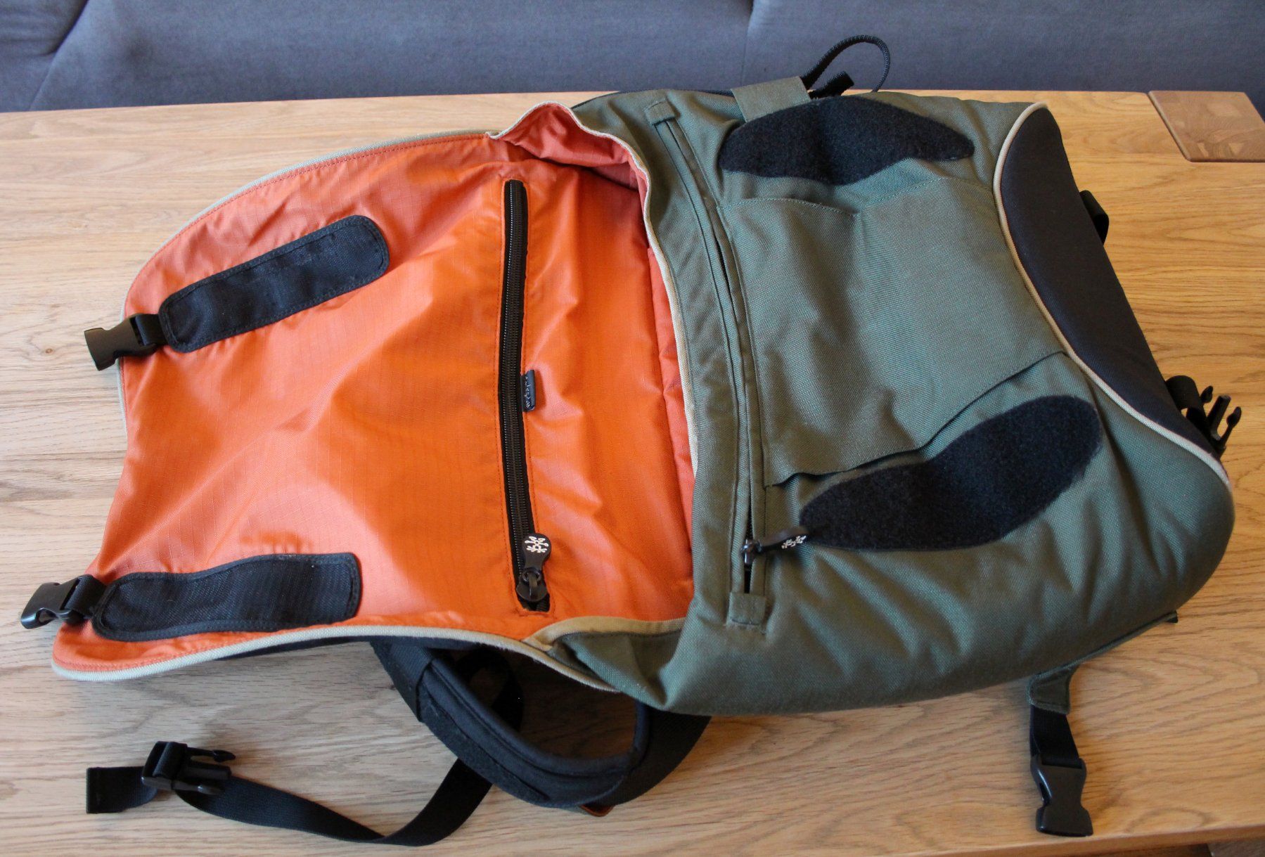 Borse: Crumpler "Very-Busy-Man" Notebook Bag – Usato da Münchenbuchsee venduto da Chaoo 1