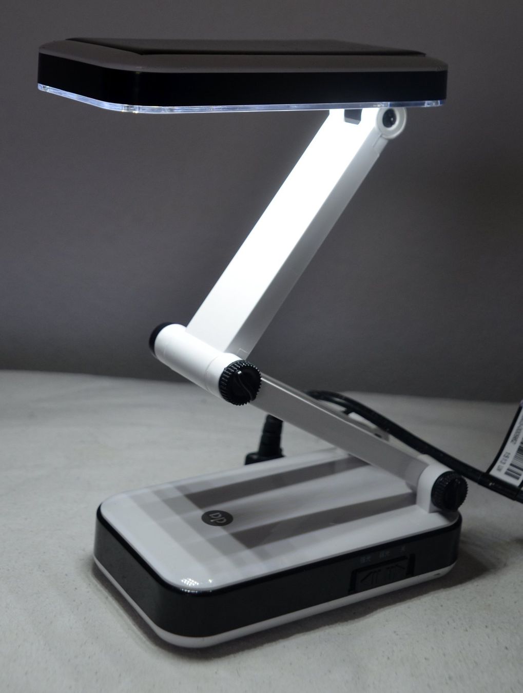 Lampade: DP-666T Led Lampe Akku / 240V / Splar – Usato da Collonges venduto da arashee 1