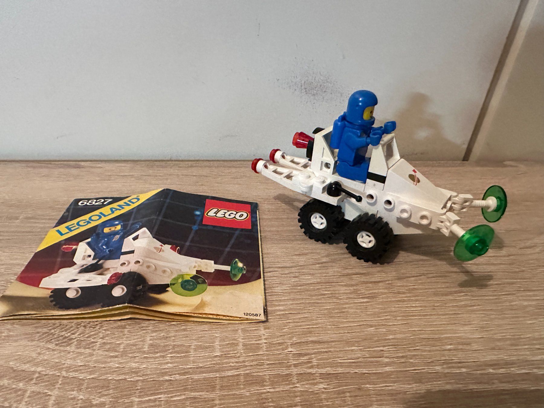 Legoland Baukästen: LEGO Space 6827 Strata Scooter – Gebraucht aus Basel von Don-Angel 3