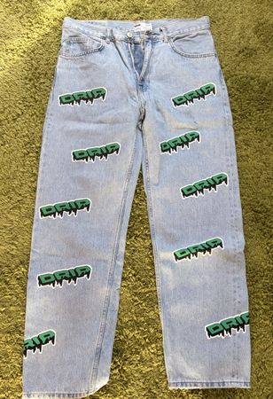 Jeans hellblau mit Drip Aufdruck Grösse M gebraucht