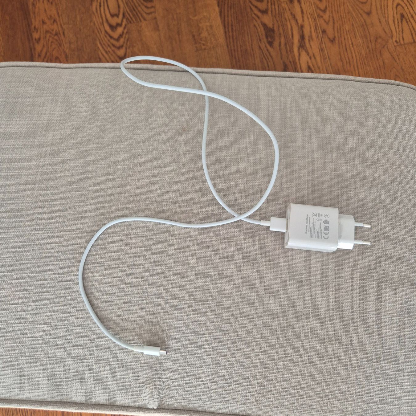 Huawei Chargements: Huawei Ladegerät SuperCharge - Huawei Set 2 - USB Typ-A – D'occasion à Worb par WatchesAndVinyl