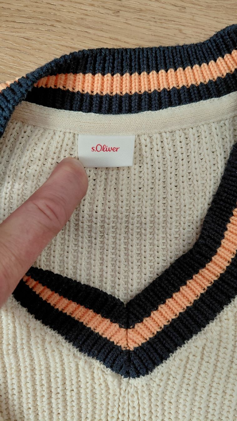 S.Oliver Maglioni & Felpe: s.Oliver Long-Pullover creme V-Ausschnitt Grösse 152-164 – Usato da Ermatingen venduto da Samea 2
