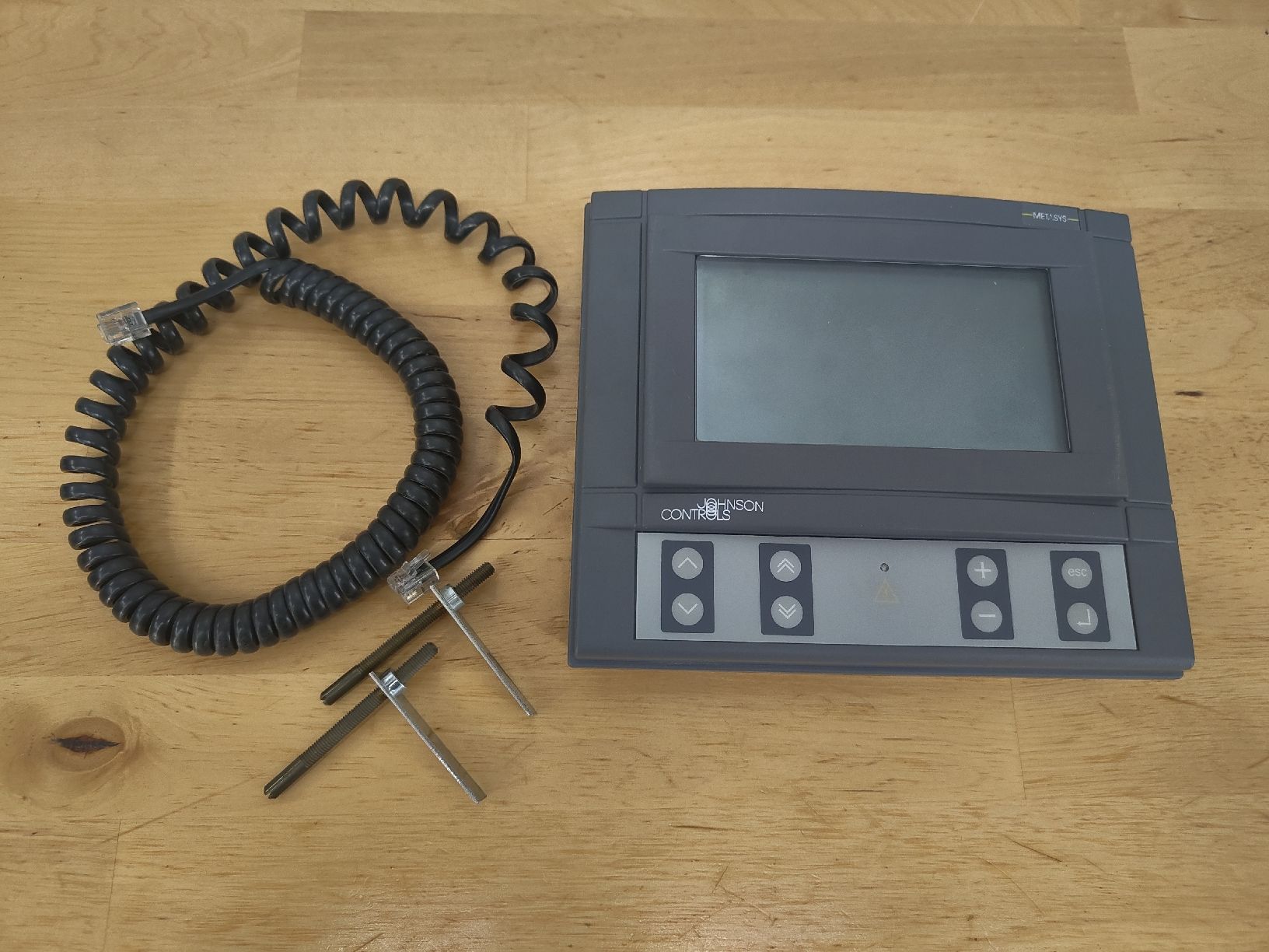 Componenti elettronici: Johnson Controls Metasys DT-9100-8104 Display Terminal – Usato da Emmenbrücke venduto da BlSi 4