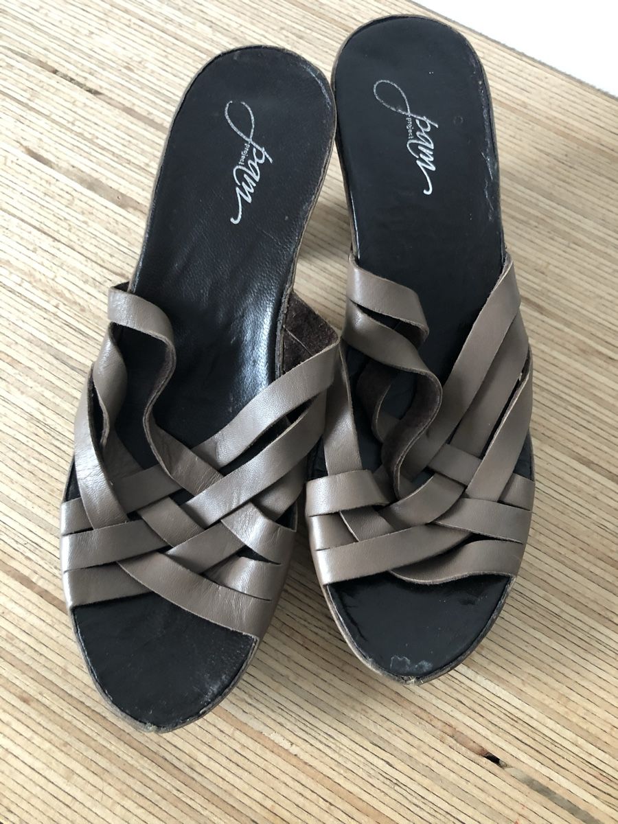 Scarpe da donna: Sommerschuhe mit kleinem Absatz, Grösse 38 – Usato da Zürich venduto da lennyk01