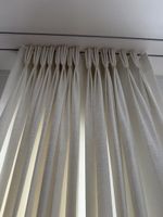 Vorhänge creme 2 Stk. leicht transparent guter Zustand