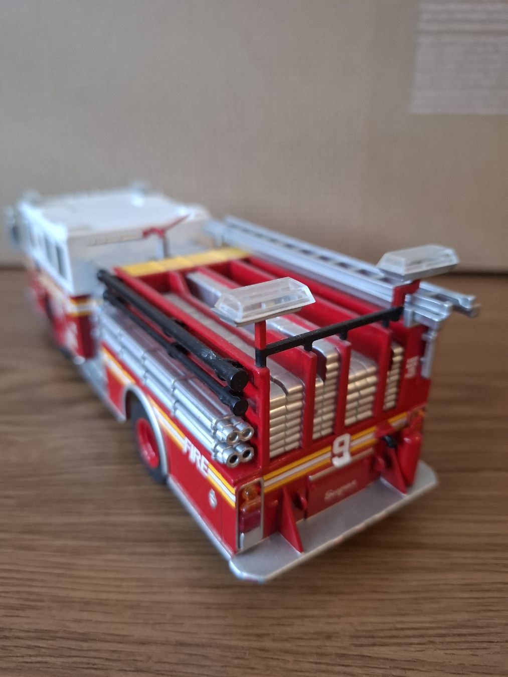 Kit di modellismo & Modellini statici: Camion pumper USA – Nuovo e nell'imballaggio originale da Delémont venduto da ste_65ph 3