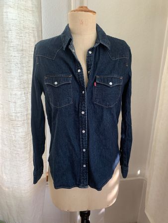 Damen Jeanshemd Levi's Grösse M  Neu