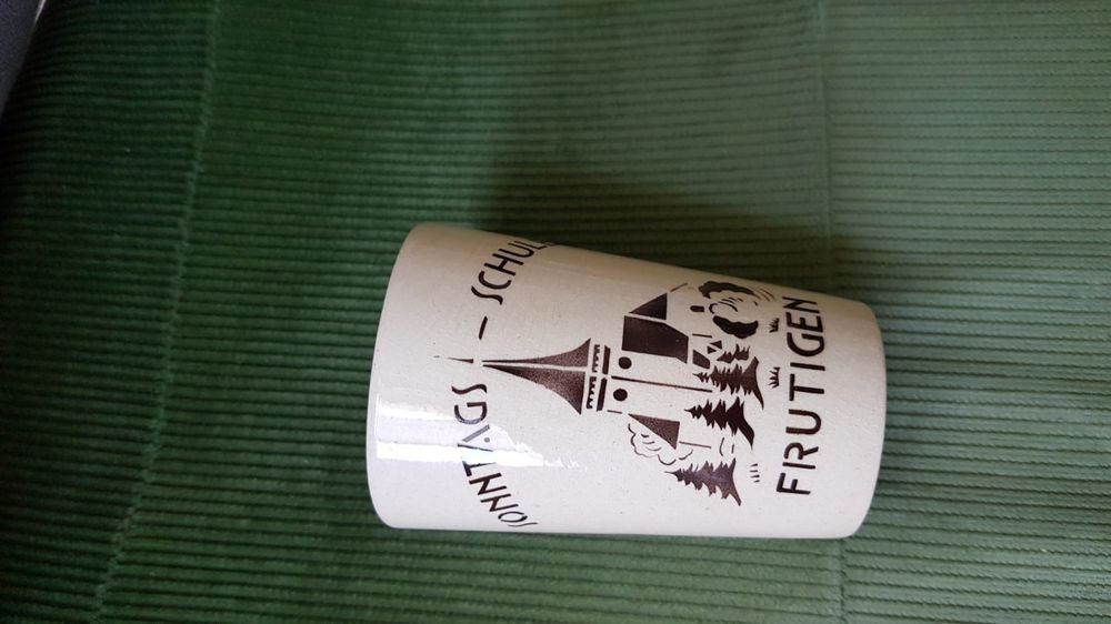 Tazze: Sonntagsschule Frutigen Keramikbecher – Usato da Spiegel b. Bern venduto da ale_x59l