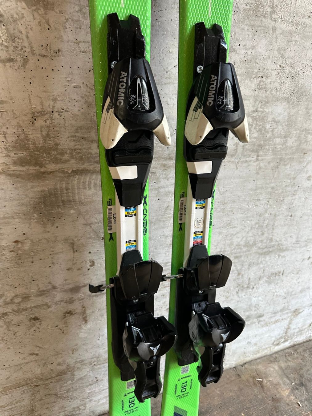 Atomic Skis: Atomic Kinderski 130CM – Gebraucht aus Emmenbrücke von karkarkar 2