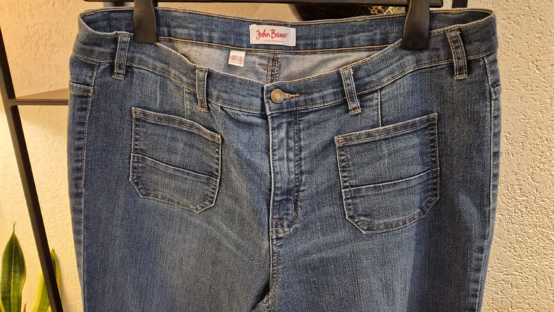 John Baner Jeans: Jeans marque  John Baner taille 50 – Usato da Avry-sur-Matran venduto da cec_nhz8 2
