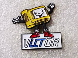 Ansteckpin 88: Victor