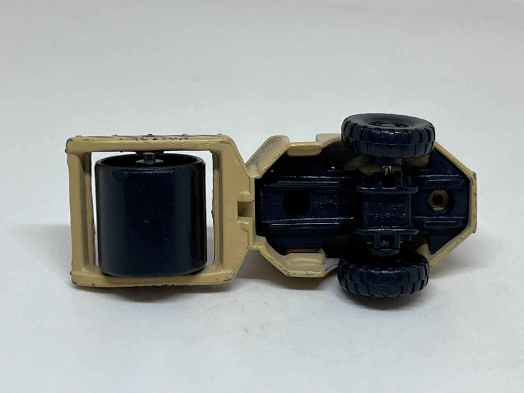 Maisto Modellini d'auto: Maisto Pavement Roller #268 – Usato da Wildegg venduto da LaaBoutique 3