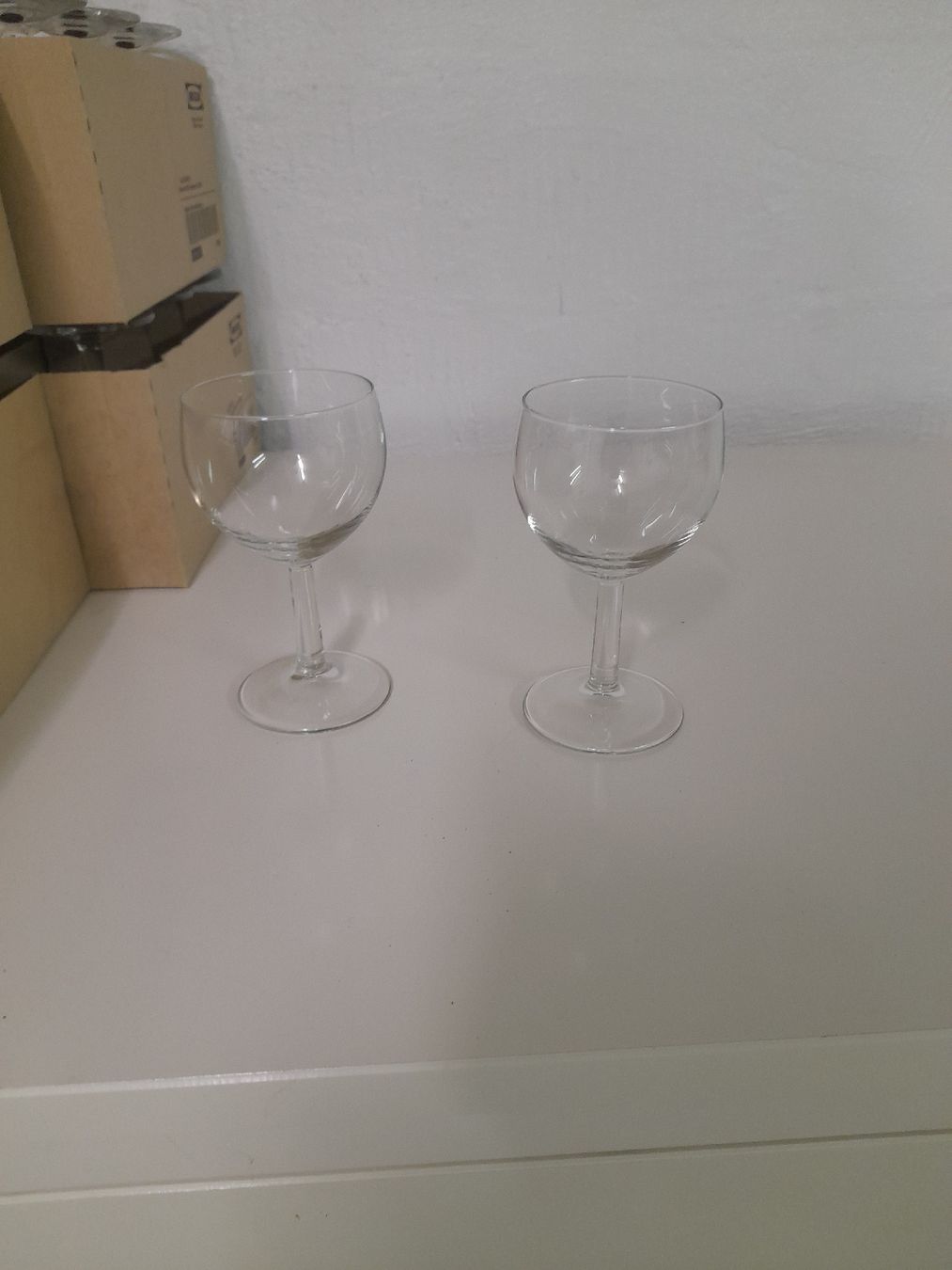 Bicchieri: 34x wein glass – Usato da Glattbrugg venduto da B_B