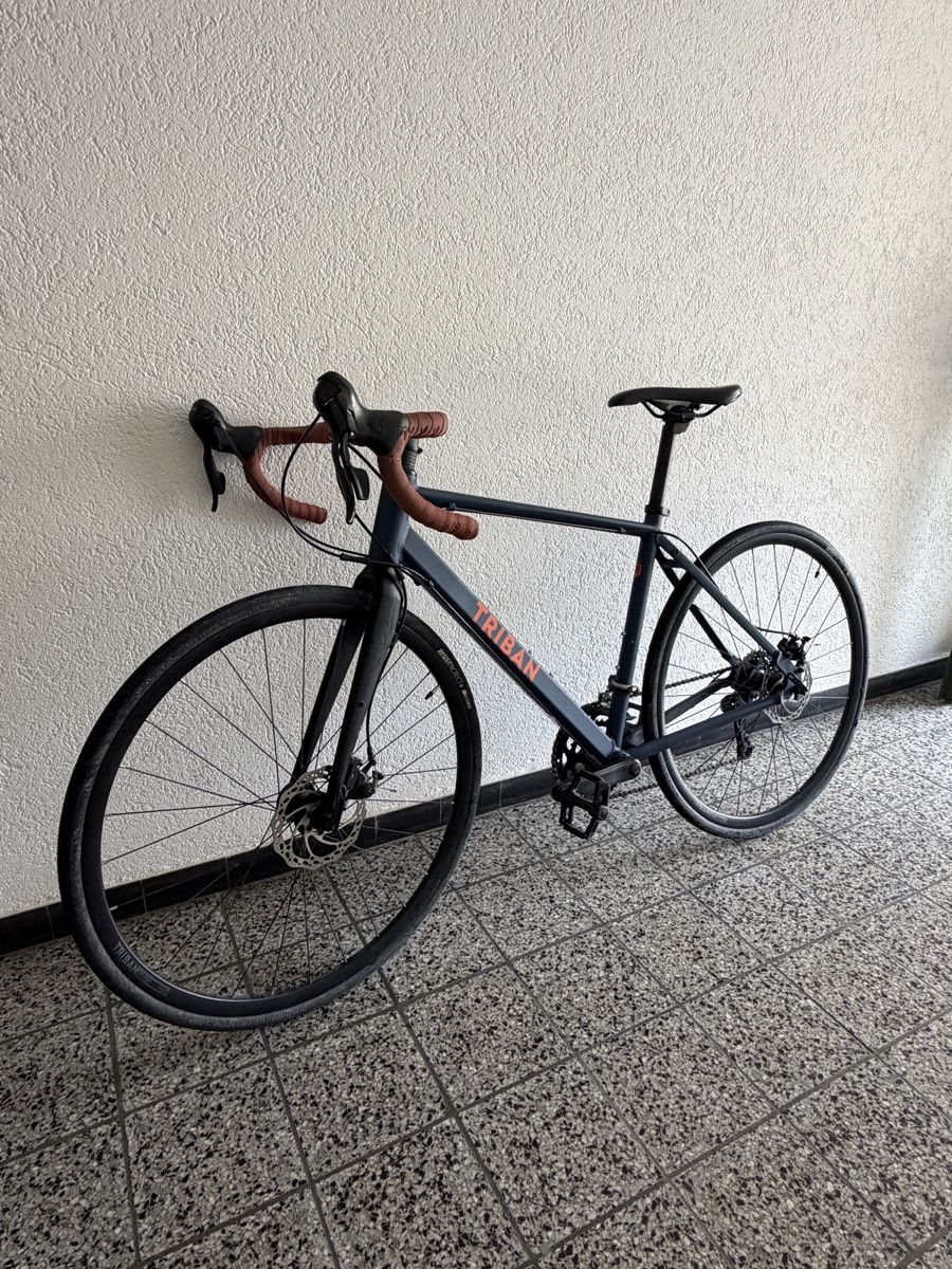 Decathlon Velos: Triban Rennvelo – Gebraucht aus Stansstad von 91PD 5