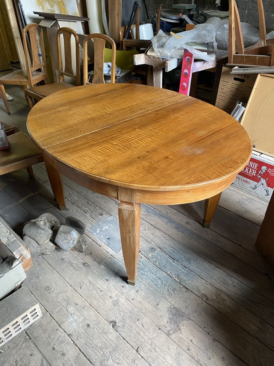 Tische: Table à rallonge – Gebraucht aus Lausanne von Csamadhi
