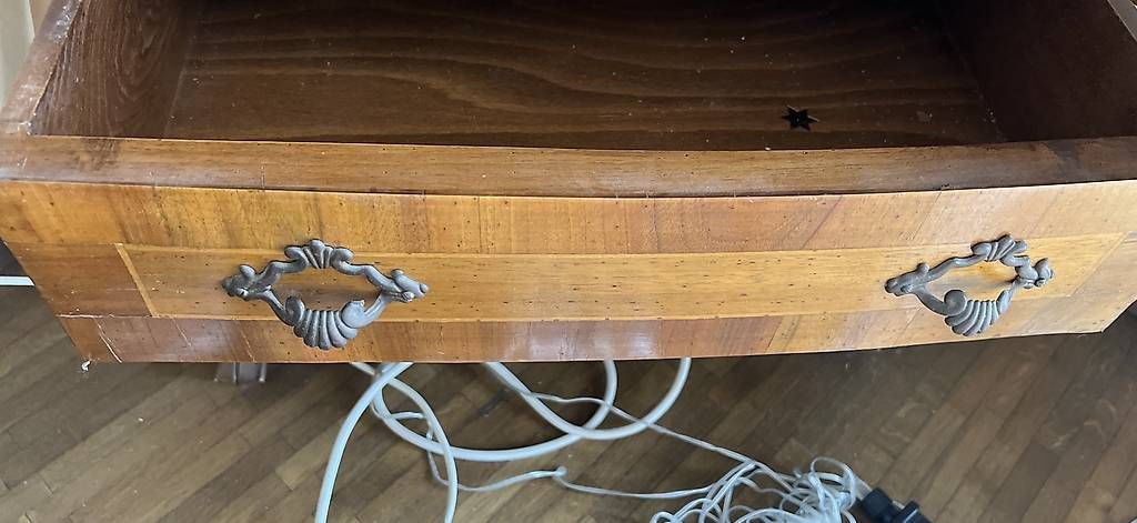 Vetrine: Antike Vitrine aus Holz - Top – Nuovo (secondo la descrizione) da Uetikon am See venduto da Sarahm76 2