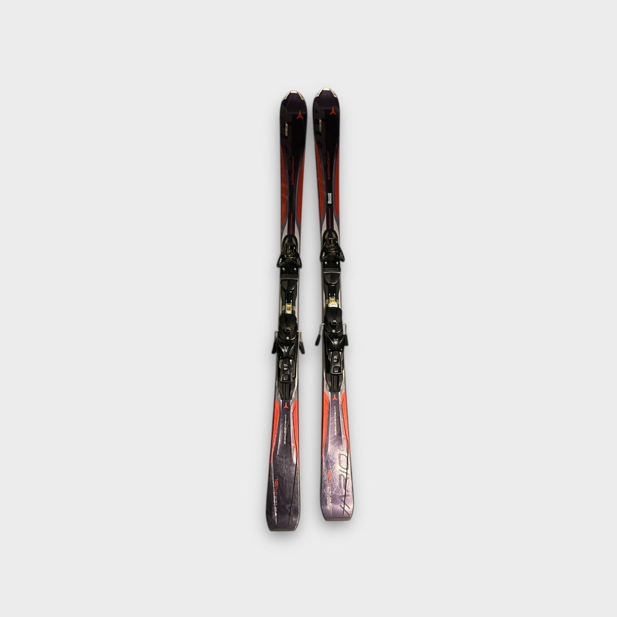Atomic Skis: Atomic ski 164cm – Gebraucht aus Murten von Ski-Outlet