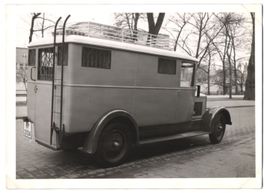 3 Fotografien Lastwagen Kastenwagen, LKW