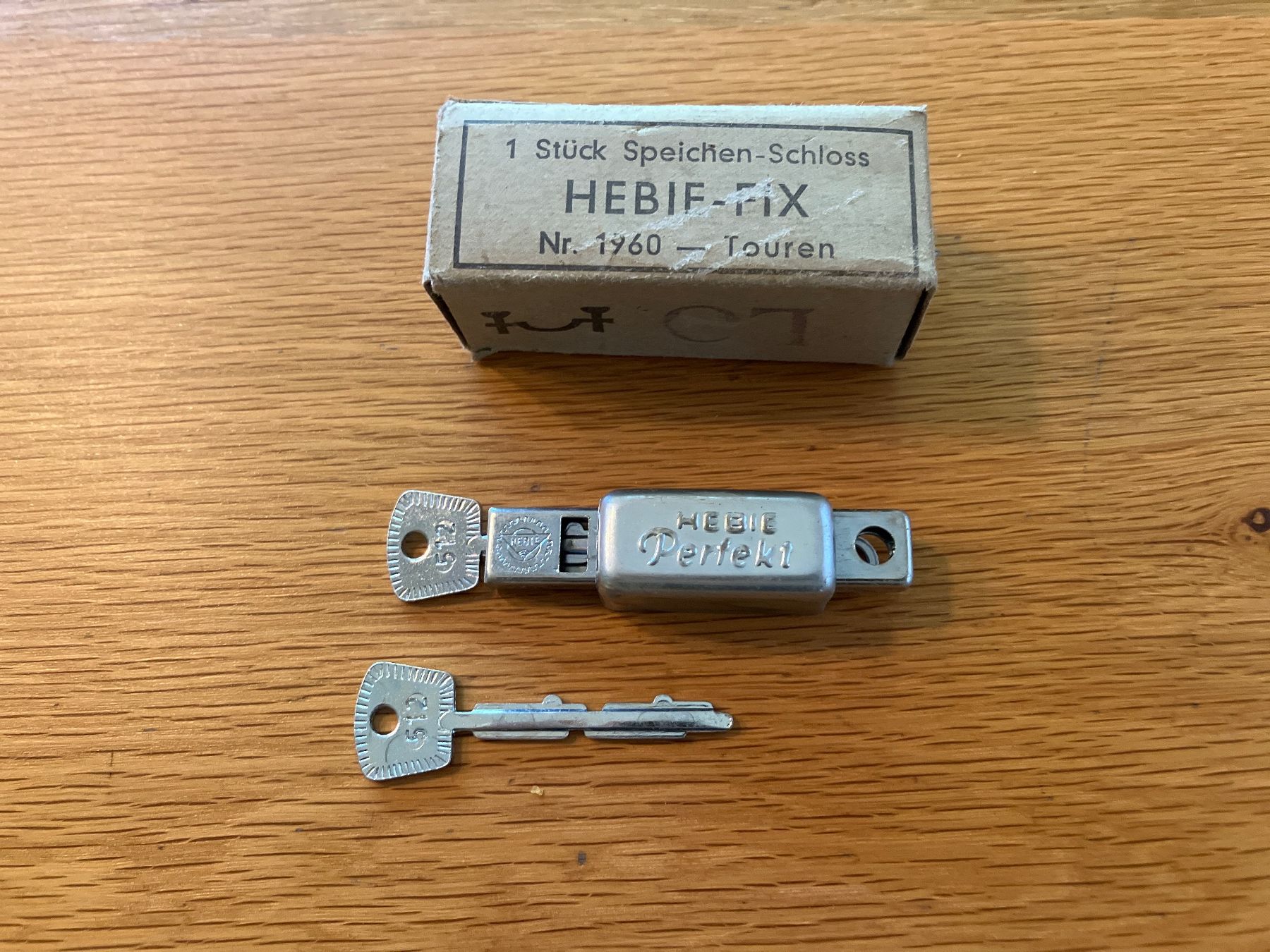 Sachs Parti ricambio per ciclomotori: Speichenschloss Hebie FIX NOS Nr.1960 – Nuovo e nell'imballaggio originale da Oberriet SG venduto da olli20