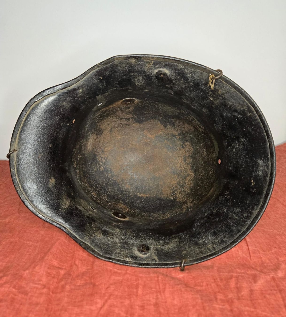 Antike Kleidung: Alter Stahlhelm, guter Zustand. – Gebraucht aus Rheinsulz von Dred 3