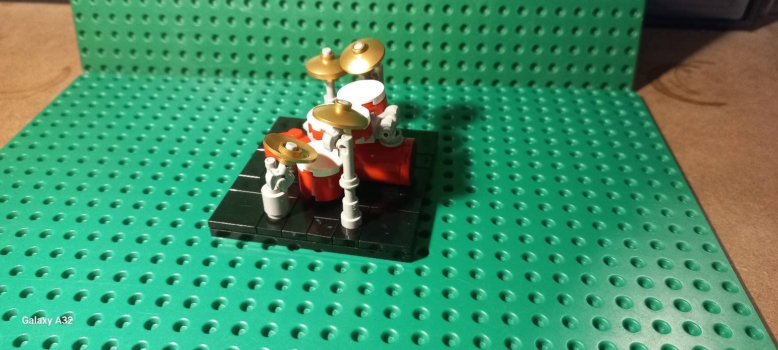 Lego Giocattoli: La Batterie Lego – Usato da La tour de treme venduto da Legocreation82 4
