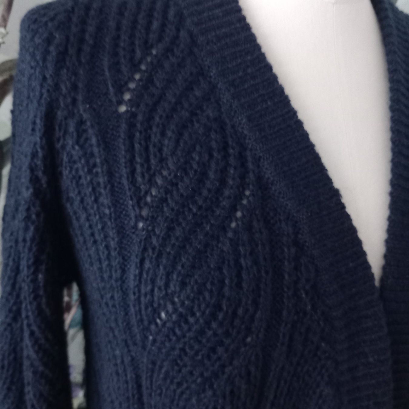 Giacche: Neuer Cardigan Strickjacke Gr. L 40  Object – Nuovo (secondo la descrizione) da Nottwil venduto da cecilia44 1
