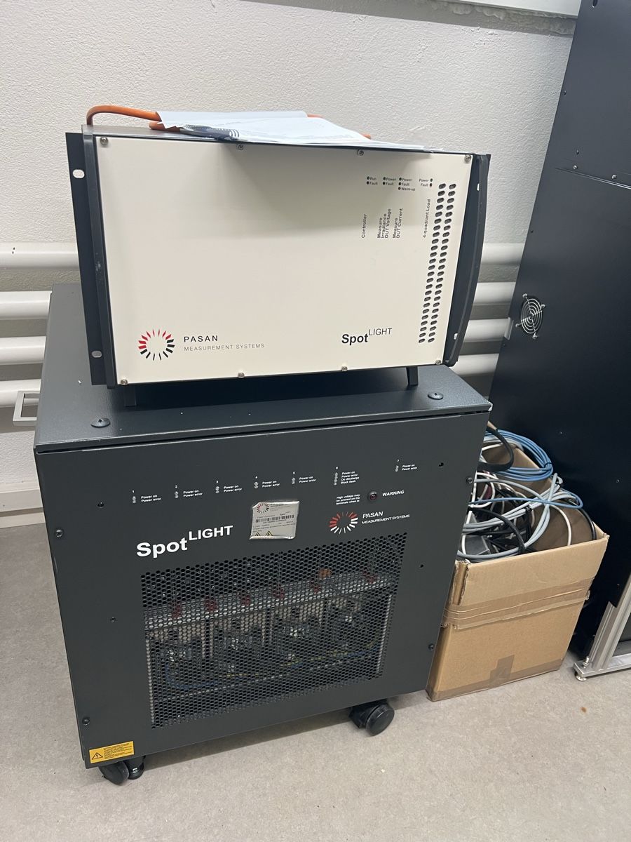 Dispositivi a energia solare: PASAN SpotLIGHT HighCap Solar Cell Flashtes – Usato da Basel venduto da La.Bonne.affaire 2