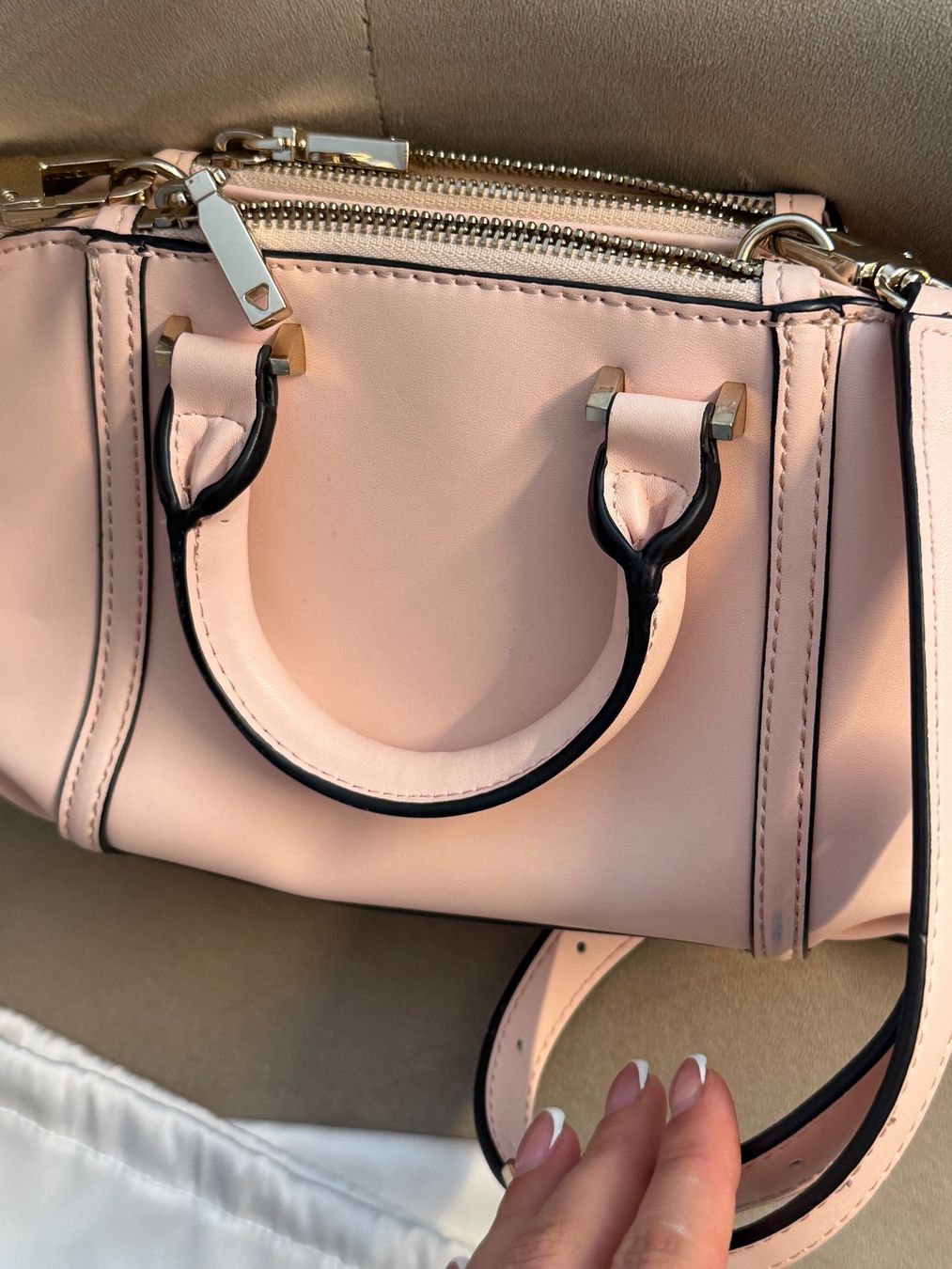 Guess Borse da donna: Guess Pink Tasche – Usato da Sargans venduto da lil_s2h8 2