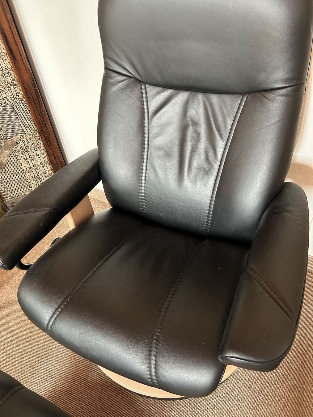 Stressless Poltrone: Original Stressless Sessel mit Fussteil – Usato da Lufingen venduto da climbingfan 3