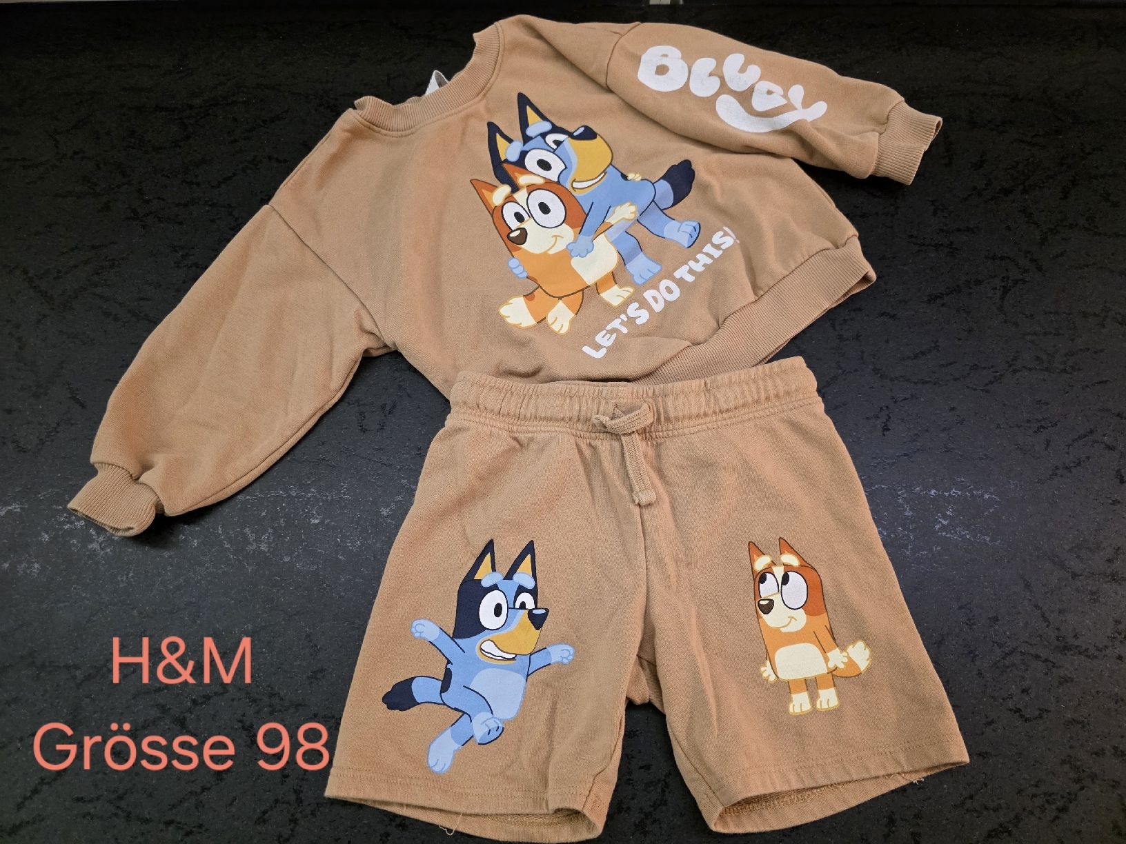 H&M Kleiderpakete & -sets: Bluey H&M Set Grösse 98 – Gebraucht aus St. Peterzell von upcycling_